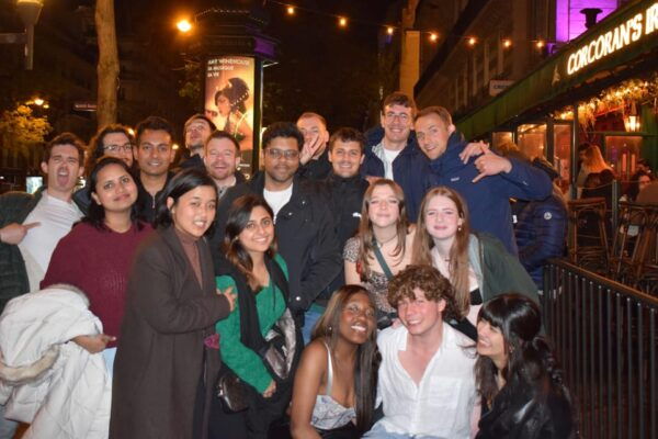 Paris : Music Festival Pub Crawl - Tips for Attendees