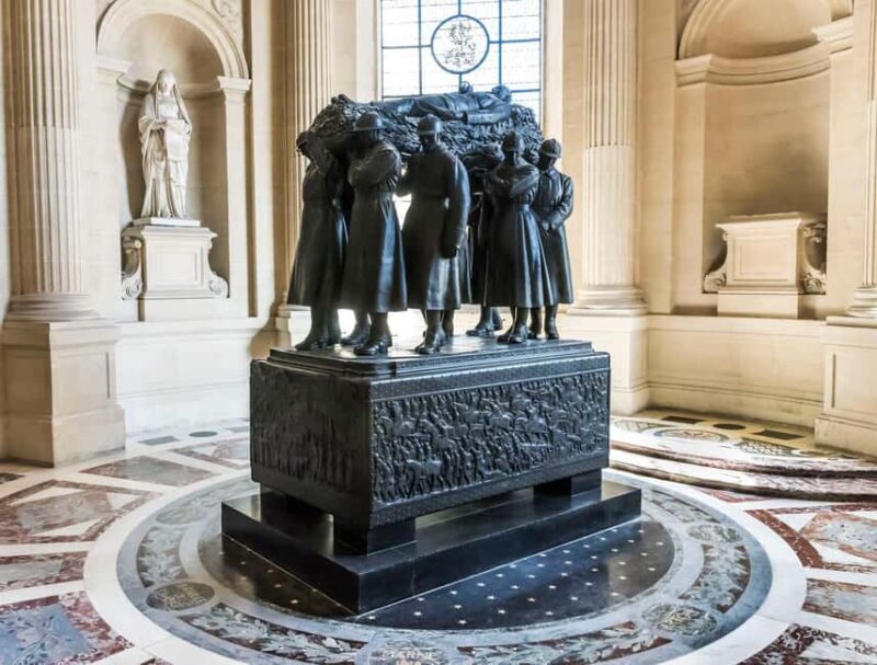 Paris: Napoleon's Tomb Entry Ticket and Tour - Napoleon’s Tomb Tour in Paris: A Deep Dive into History and Majesty