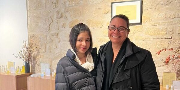 Paris: Natural Skincare Workshop About Skin Needs & Gestures - Group Size and Languages