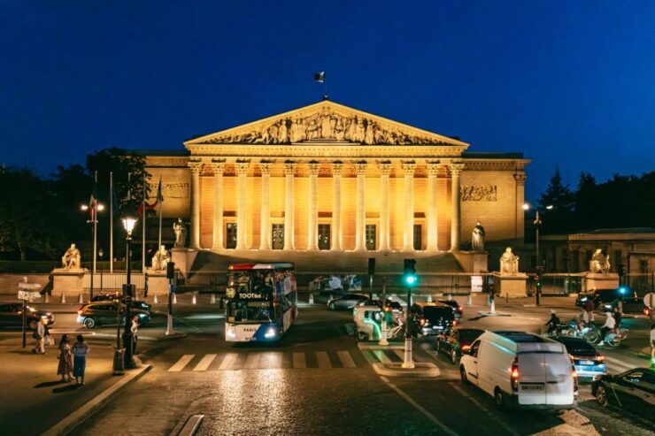 Paris: Night Bus Tour With Audioguide - Good To Know