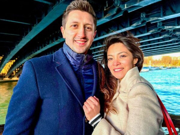 Paris: Night River Cruise On The Seine With Waffle Tasting - Common Questions