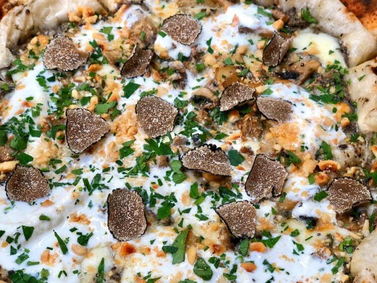 Paris : No Diet Club - Saint Martin Canal Best Food Tour - Exceptional Guide Experiences