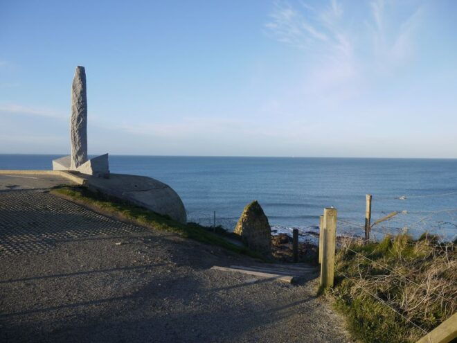 Paris: Normandy D-Day Beaches Guided Day Trip With Lunch - Full Description