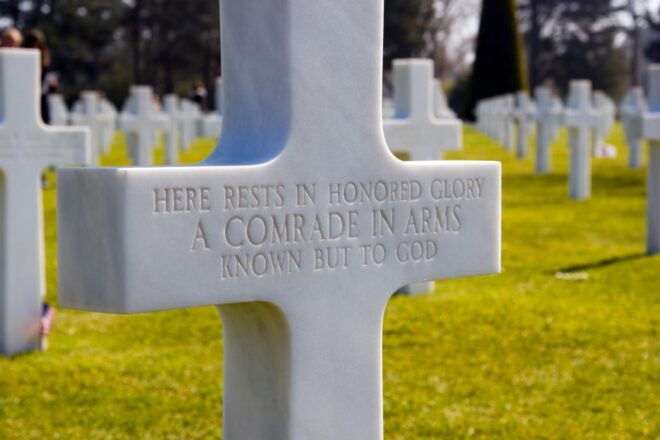 Paris: Normandy D-Day Beaches Guided Day Trip With Lunch - Meeting Point and Directions