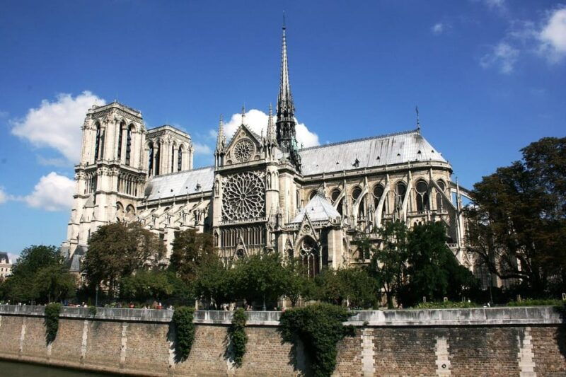 Paris: Notre Dame Exterior Tour, Crypt Access & River Cruise - Good To Know