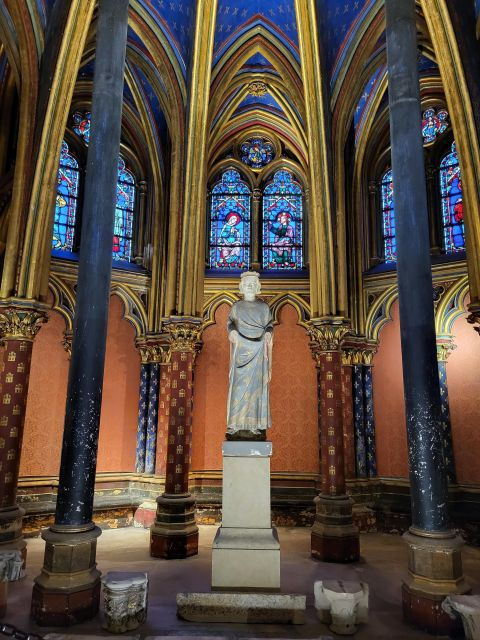 Paris: Notre Dame Exterior Walking Tour With Sainte Chapelle - Additional Stops Along the Way