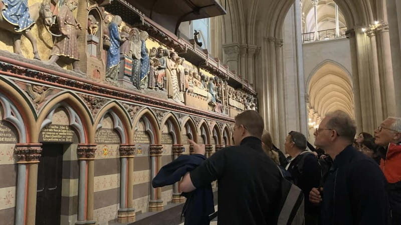 Paris: Notre-Dame Interior or Exterior Tour and City Walk - Good To Know