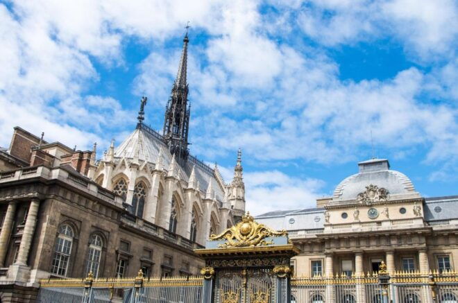 Paris: Notre Dame Island Tour & Sainte Chapelle Entry Ticket - Inclusions