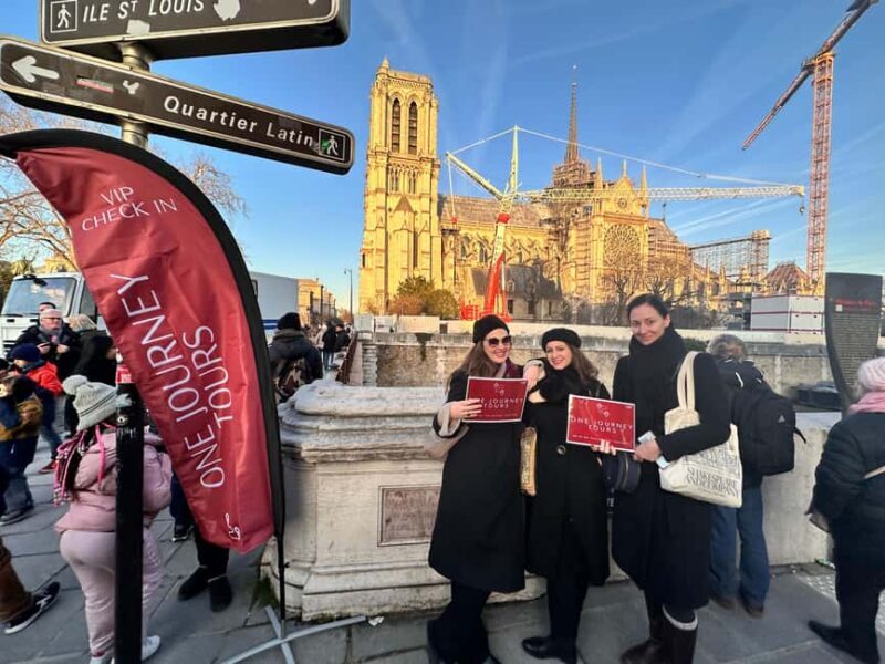 Paris: Notre-Dame Professional Guided Tour with Free Entry - The Experience Breakdown: What to Expect from the Tour