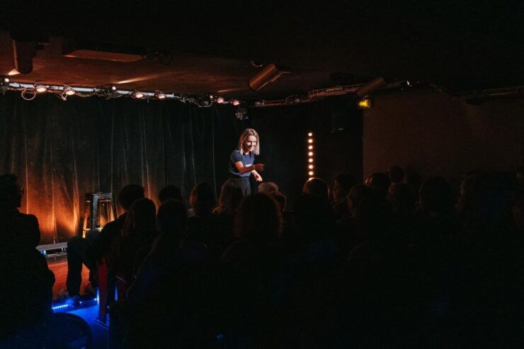 Paris: Oh My God She's Parisian! English Comedy Show - Language and Variety of Performances