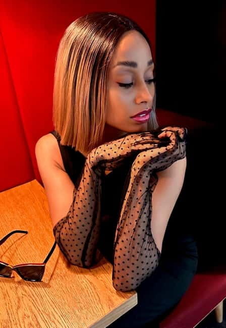 Paris: Old Money Photo Shoot with Outfits and Accessories - The Value of This Experience