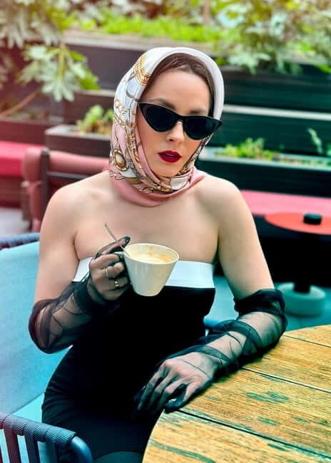 Paris: Old Money Photo Shoot with Outfits and Accessories - Who Will Love This Experience?