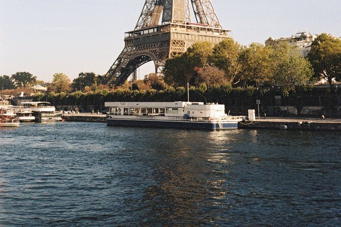 Paris One Hour Seine River Cruise With Recorded Commentary - Pricing Options and Inclusions