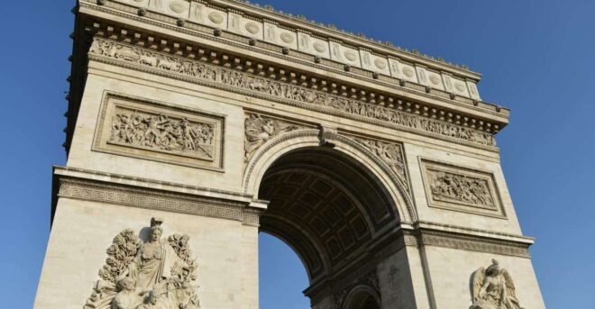 Paris: Pack of 4 Digital Audio Guides of Paris Must-Sees - Inclusions in the Audio Guide Pack