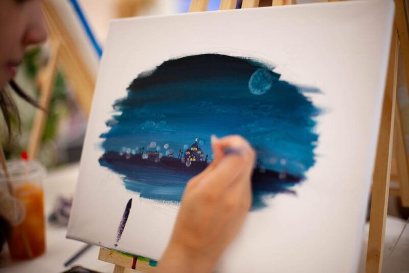 Paris : Painting Experience in an Art Cafe - Good To Know