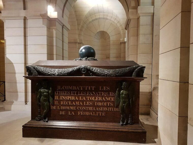 Paris: Panthéon Private Guided Tour With Entrance Ticket - Accessibility Considerations