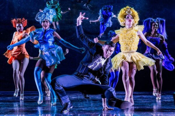 Paris: Paradis Latin Cabaret Show for Those Aged 25 & Under - Common Questions