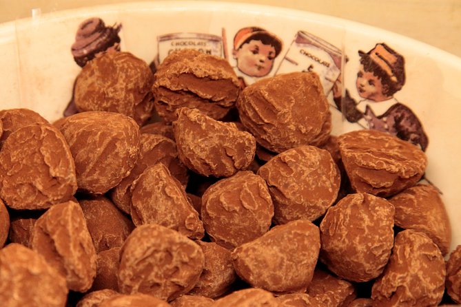 Paris Pastries and Desserts Private Walking and Tasting Tour - Reviews and Questions