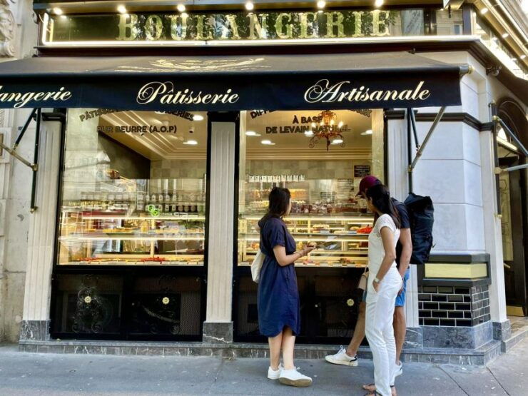 Paris: Pastry Tastings & History in Le Marais - Tour Highlights