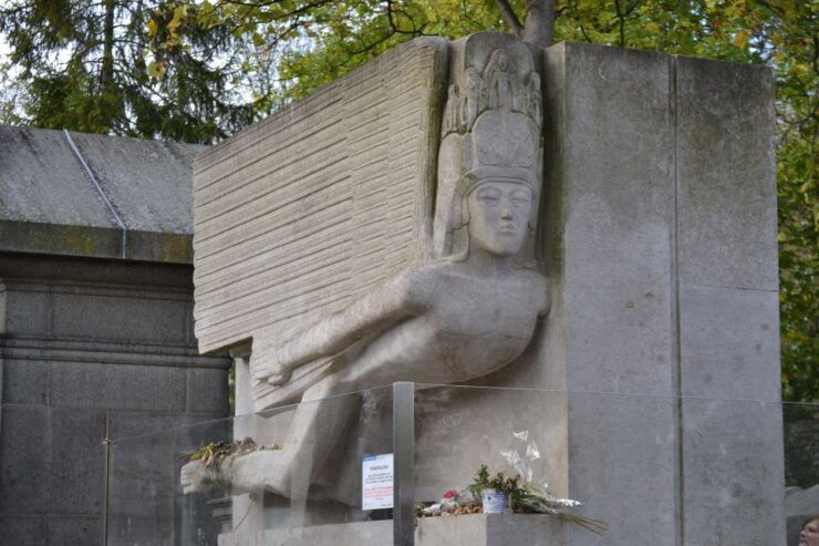 Paris: Père Lachaise Cemetery Private Tour - Tour Details and Options