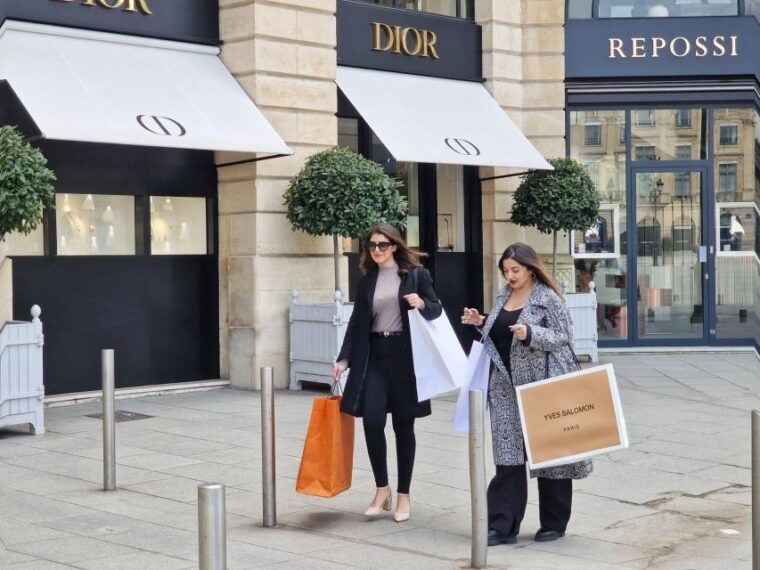 Paris: Personal Shopper Experience With a Fashion Expert - Exclusions and Restrictions