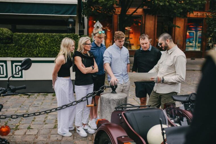 Paris Photo Shoot, Love and Family - What to Expect During Your Photo Shoot