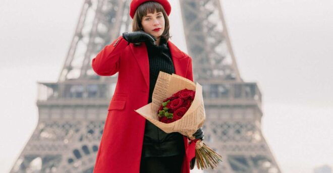 Paris Photo Tour - Duration and Accessibility