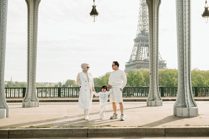 Paris Photo Tour With Professional Local Photographer - Inclusions and Policies