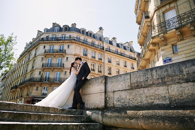 Paris Photo Tour With Professional Local Photographer - Tips for Getting the Best Shots