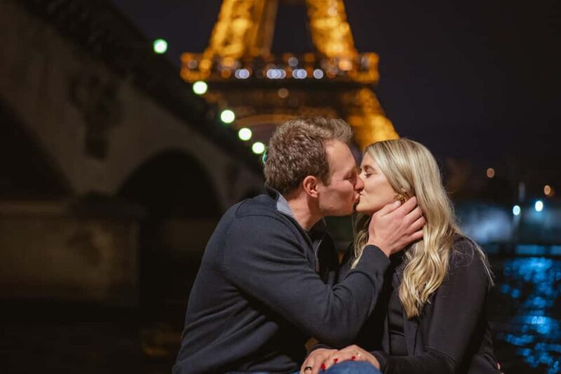 Paris photographer 1 hour near the Eiffel Tower or in Paris - The Sum Up