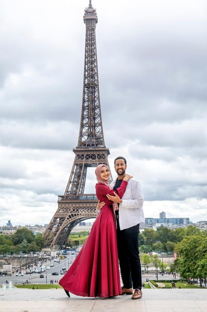 Paris: Photoshoot Around Eiffel Tower With 55 Edited Photos - Booking Your Photoshoot: Easy Steps