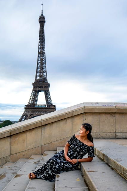 Paris: Photoshoot Around Eiffel Tower With 55 Edited Photos - Capturing Family Moments: Tips for a Successful Shoot