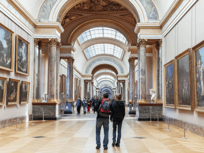 Paris: Priority Access Louvre With Host -Direct to Mona Lisa - Important Considerations for Your Visit