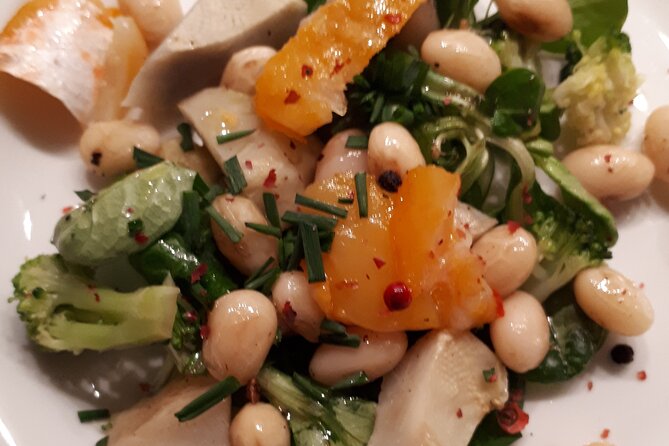 Paris Private 4-Course French Dinner With Wine in Montmartre - Common Questions