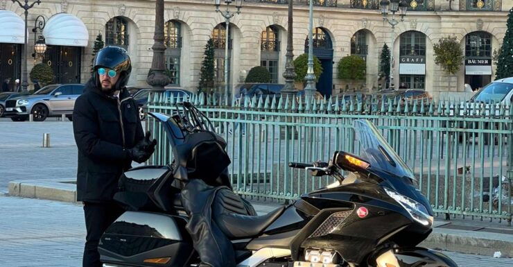 Paris: Private Airport Taxi Moto Service From Paris Le Bourget to Paris - Good To Know