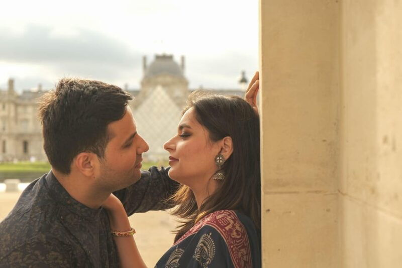 Paris: Private Cinematic Photo Session - Tour Guide and Language Options