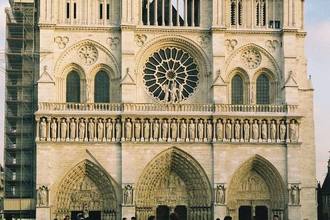 Paris Private City Tour With Driver and Official Guide - Reviews
