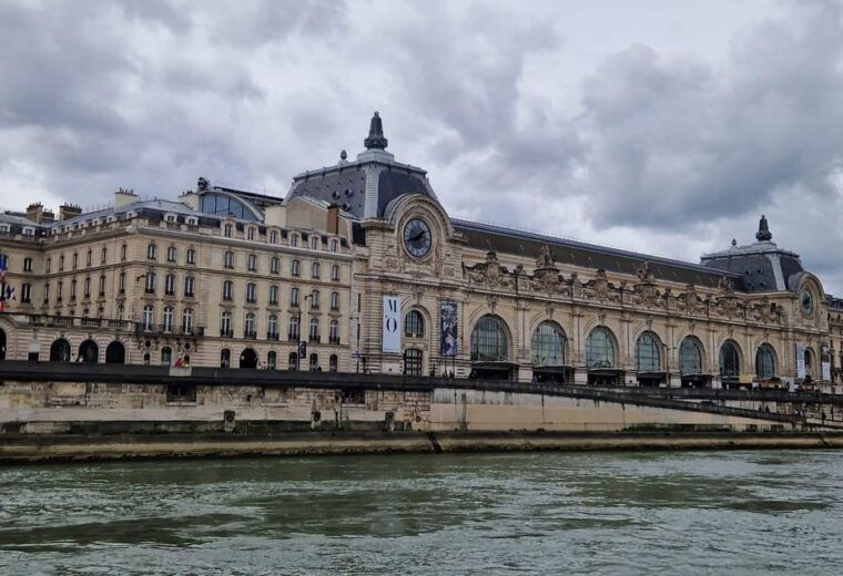 Paris: Private Cruise on the Seine - Starting Location and Main Sites