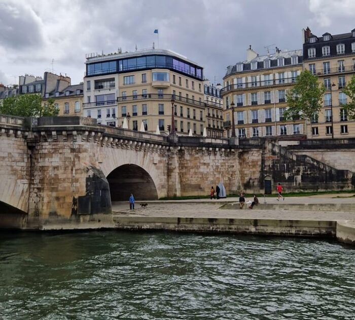 Paris: Private Cruise on the Seine - Available Packages and Services
