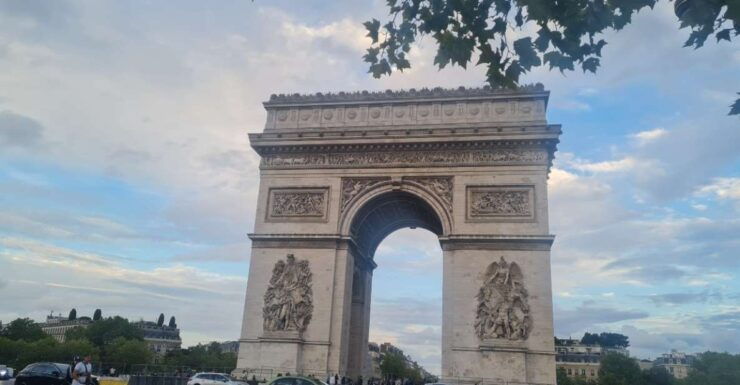 Paris : Private Driver Transfer Airport. - Transportation Service