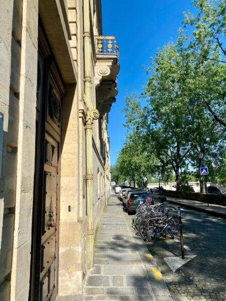 Paris: Private Early Morning City Walking Tour - Questions You May Have