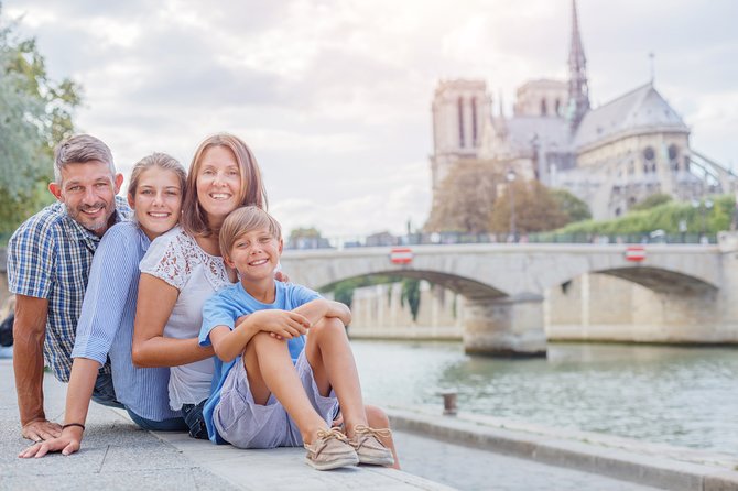 Paris Private Family Tour - City Highlights & the Best Museum for Kids - Iconic Landmarks