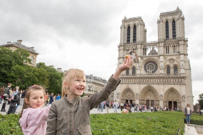 Paris: Private Family Tour, Highlights and Museum Visit - Engaging Activities for Children