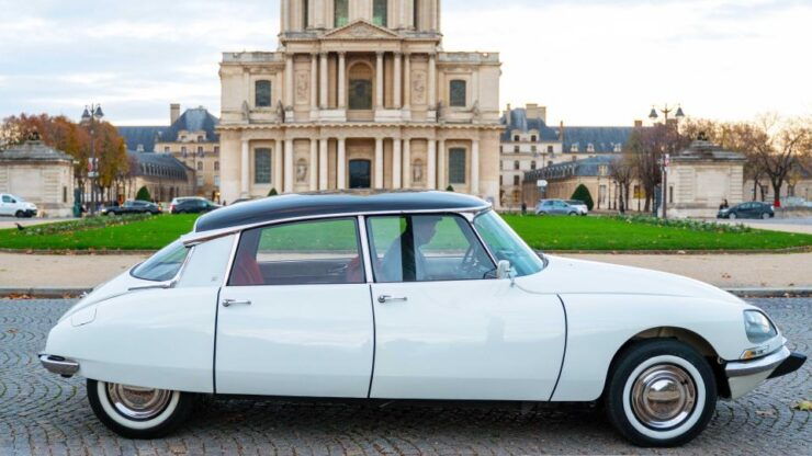 Paris: Private Guided Tour and Photos in a Vintage Citroën Ds - Good To Know