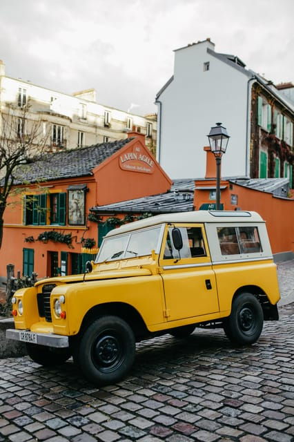 Paris: Private Guided Tour in a Vintage Land Rover - Unique Tour Features