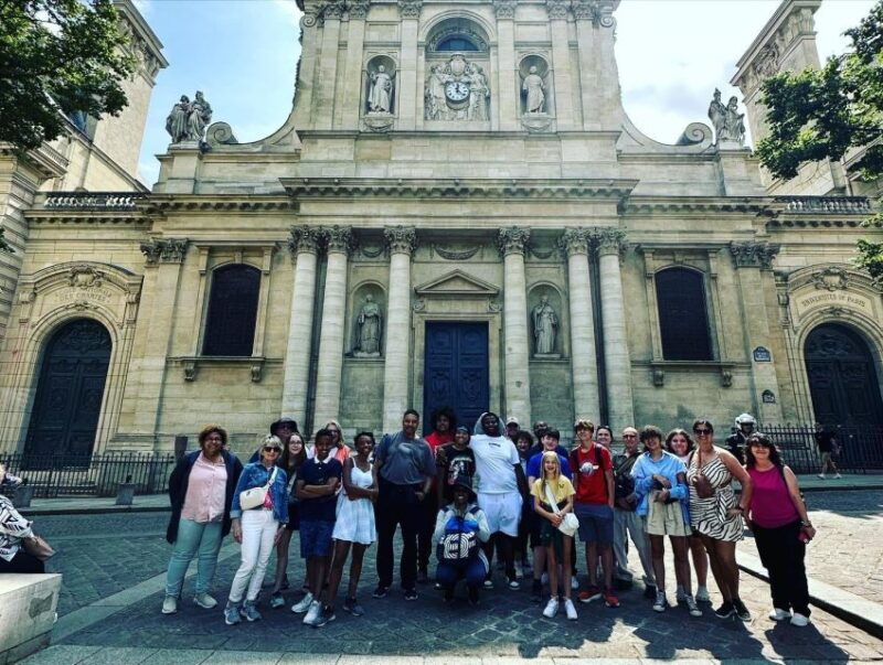 Paris: Private Half-Day Walking Tour With a Local Guide - Good To Know