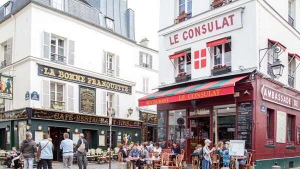 Paris: Private Montmartre & Sacre Coeur Family Tour in Arabic - Questions You May Have