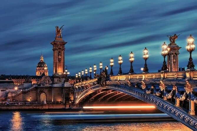 Paris Private Night Tour With Champagne on Board by Luxury Van - Exclusive Night Sightseeing