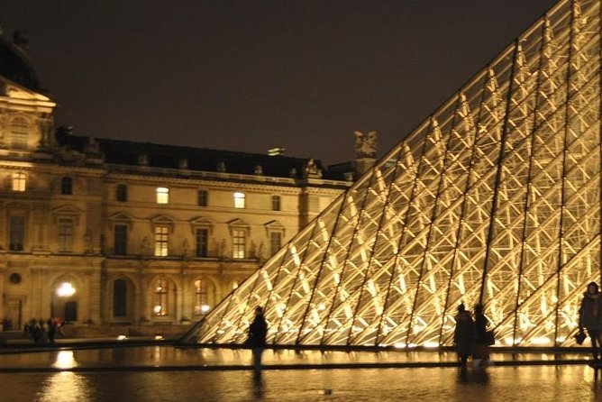 Paris Private Night Tour With River Cruise and Champagne Option - Tour Guides and Their Expertise