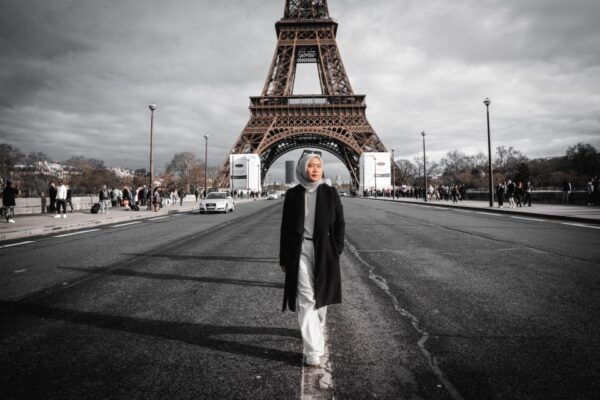 Paris: Private Photography Session at the Eiffel Tower - Pricing Information